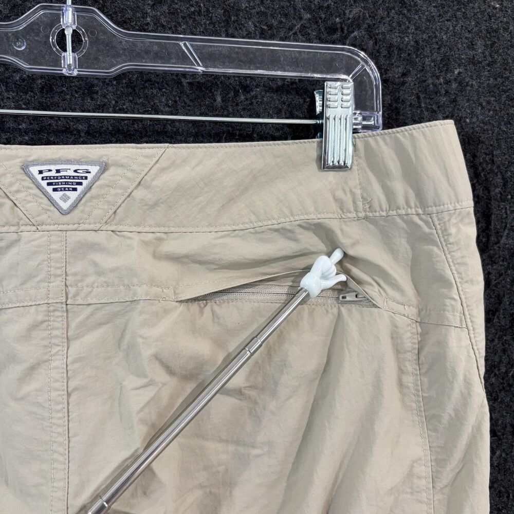Columbia PFG Suncast Capri Pants Women's Small Khaki Hiking Travel Fishing UPF - Picture 3 of 9